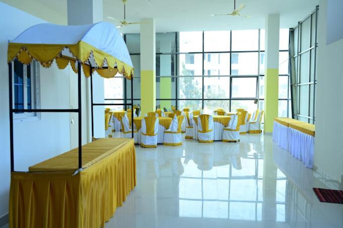 Hotel Zeke Avenue Bangalore